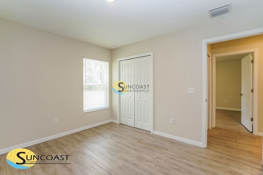 Building Photo - 333 Marion Oaks Golf Way