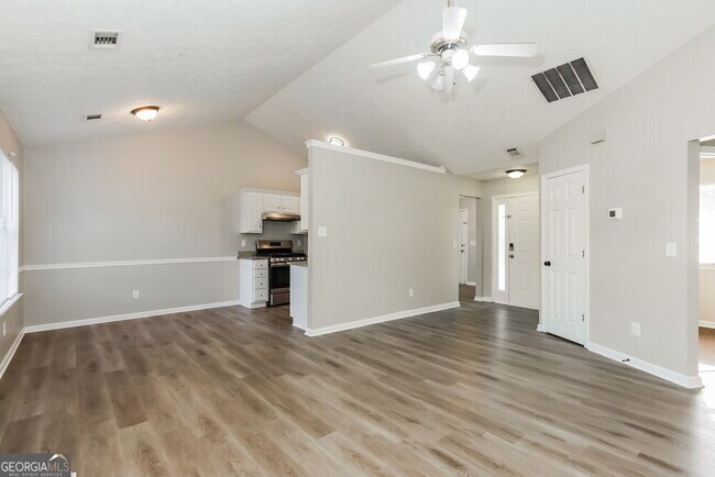 Building Photo - 35 N Greenfield Cir