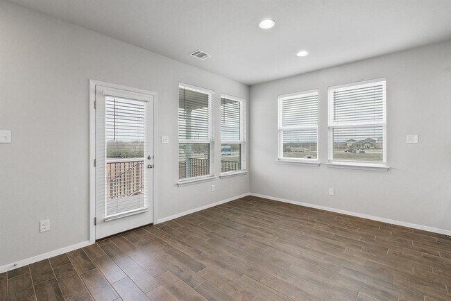 Building Photo - 447 Spiny Lizard Ln