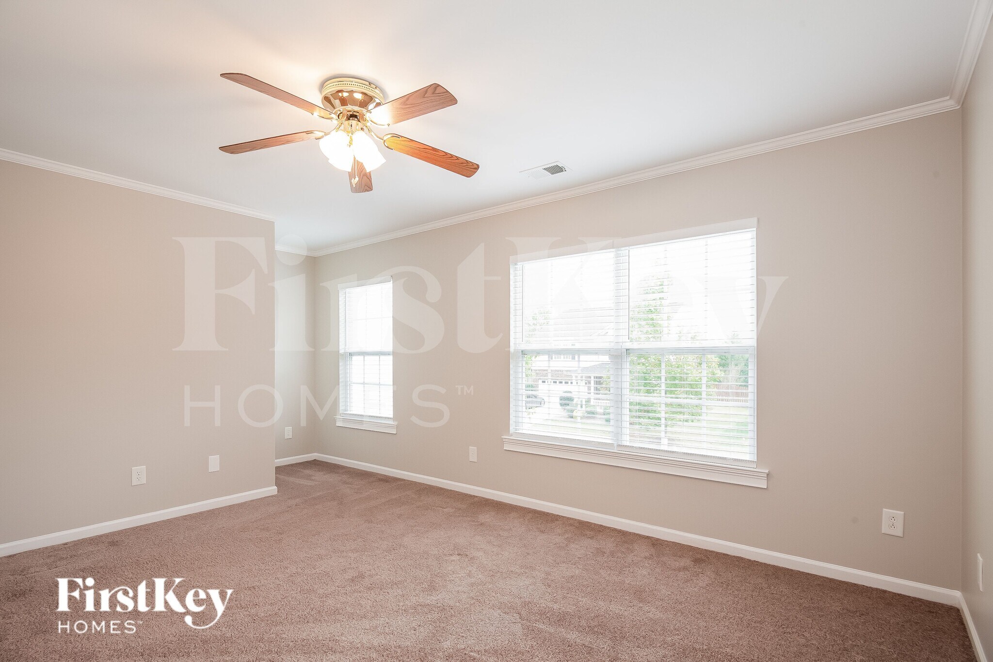 Building Photo - 2329 Nettleton Ct