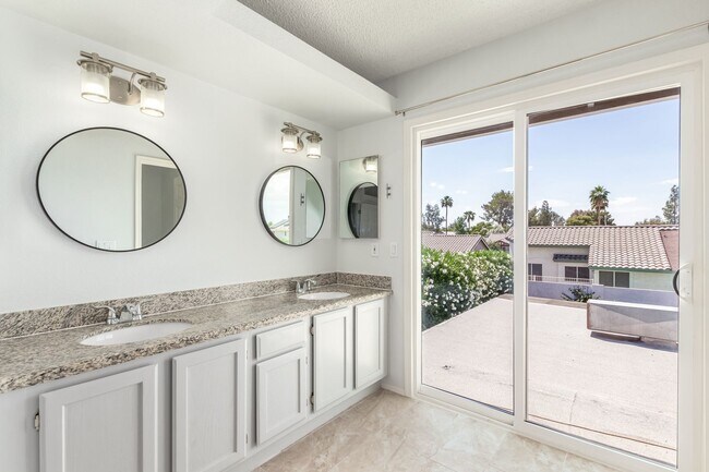 Building Photo - Inviting 4-Bedroom Home with Included Land...