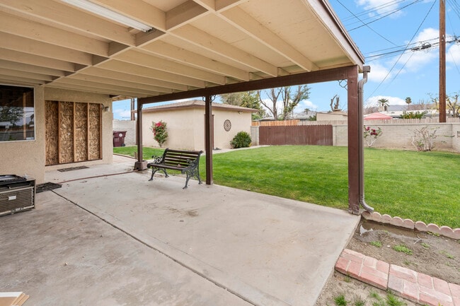 Building Photo - 82172 Sierra Ave