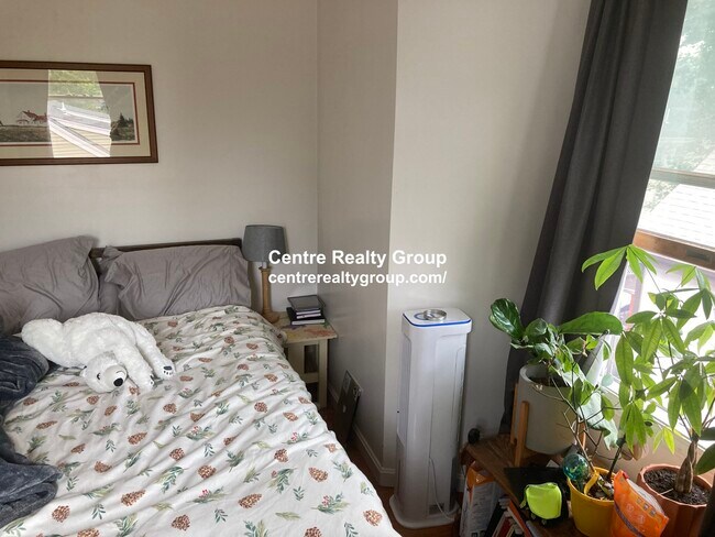 Building Photo - 10 Morgan Pl