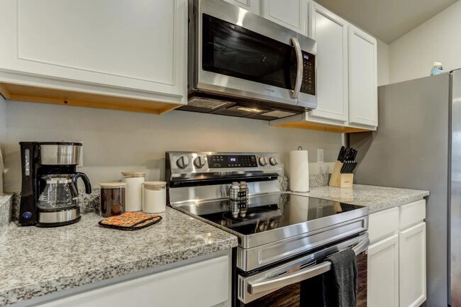 Building Photo - Priced to Lease! Beautiful West Lubbock Home with Modern Finishes, All Appliances Included & Acce...