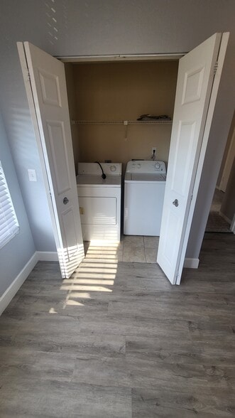 Building Photo - 5140 Conroy Rd