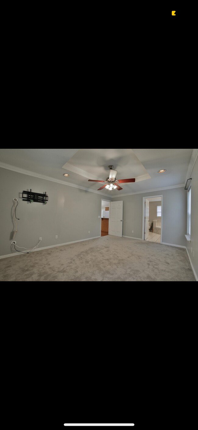 Building Photo - 2188 Davis Ridge Rd