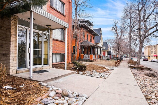 Building Photo - Capitol Hill Gem: 1-Bedroom Near the Park