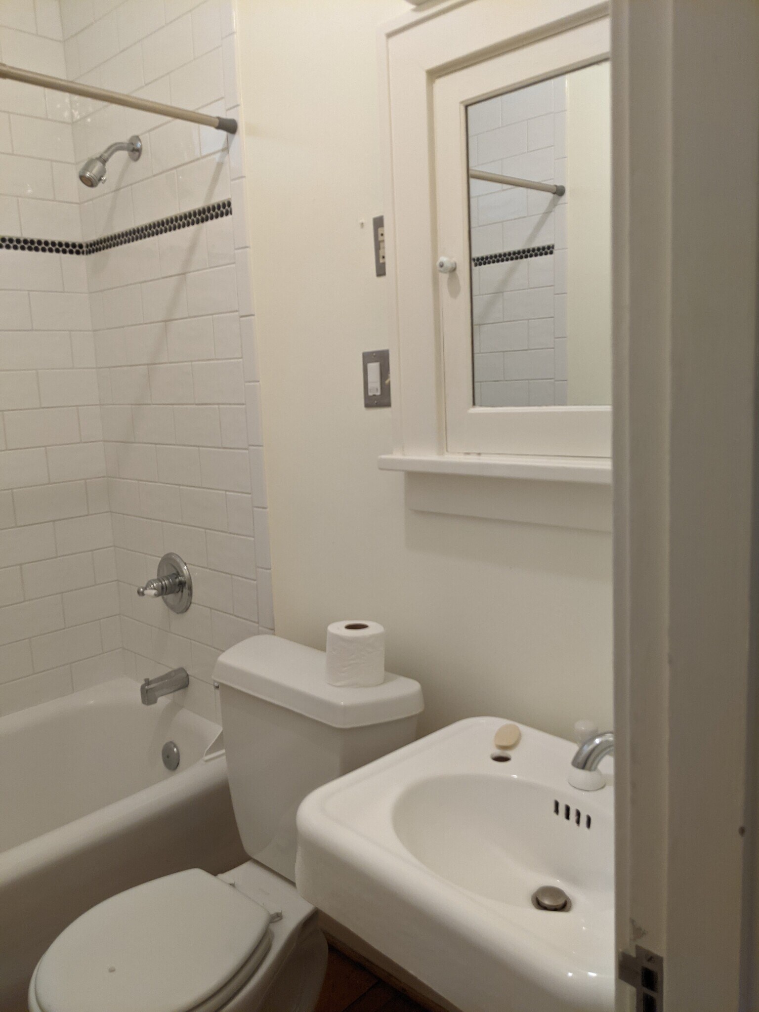 Bathroom - 221 NW 28th St
