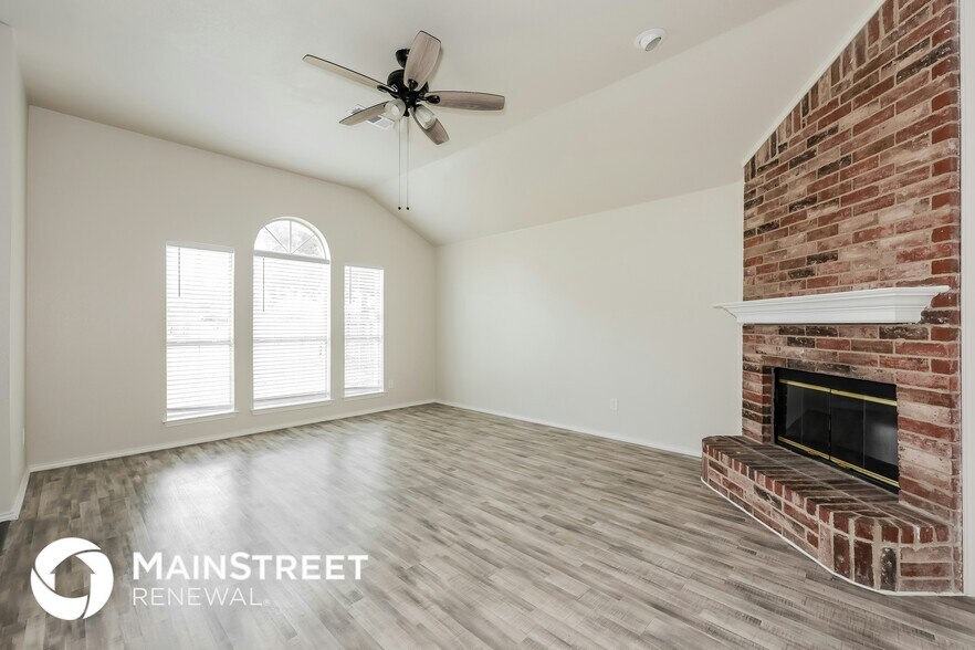 Building Photo - 204 Meadowbrooke Dr