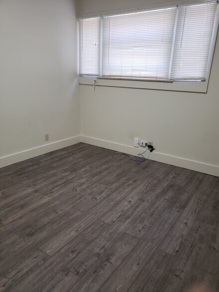 Building Photo - 1924 Channing Way