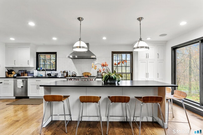 Building Photo - 488 Cognewaugh Rd