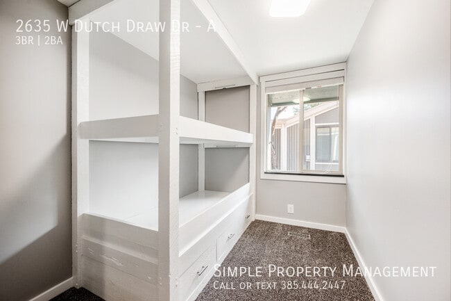 Building Photo - 2635 Dutch Draw S