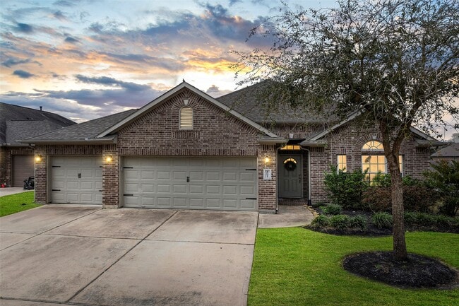 Building Photo - 16015 Jaime Knoll Ln