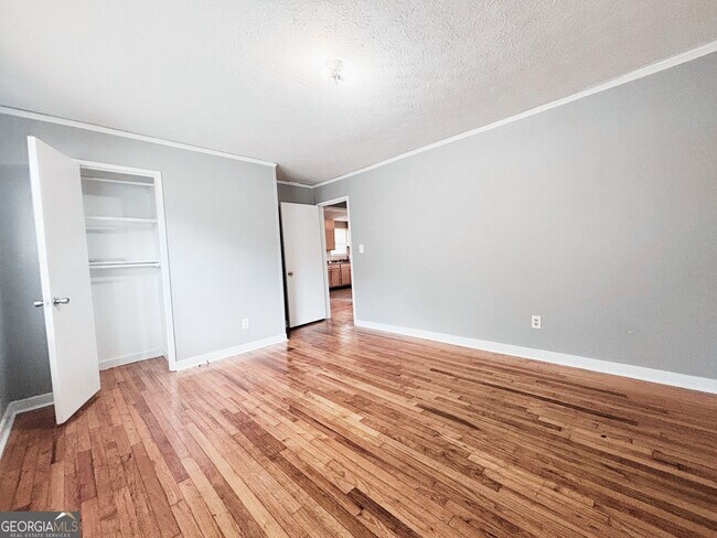 Building Photo - 1780 Cahoon St SW