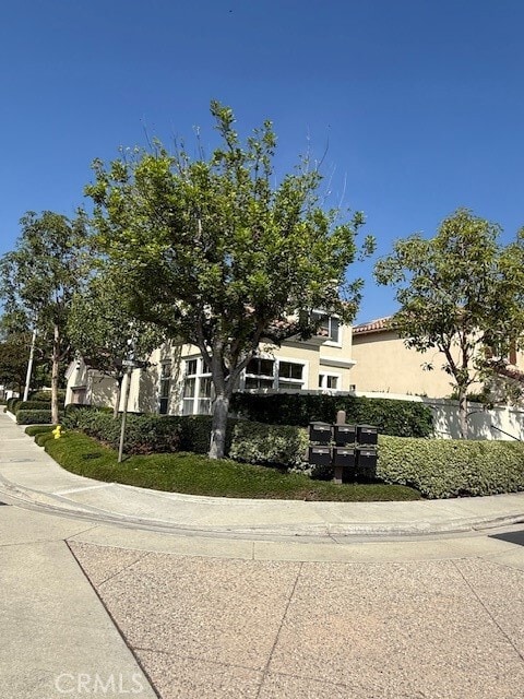 Building Photo - 2657 Plumb Dr