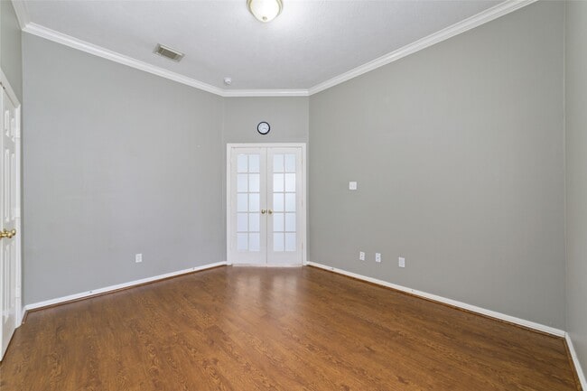 Building Photo - 12215 Salmon Creek