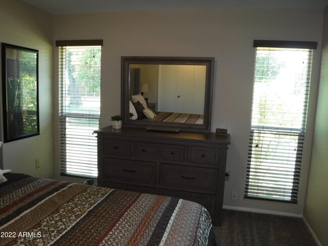 Building Photo - 11029 W Caron Dr