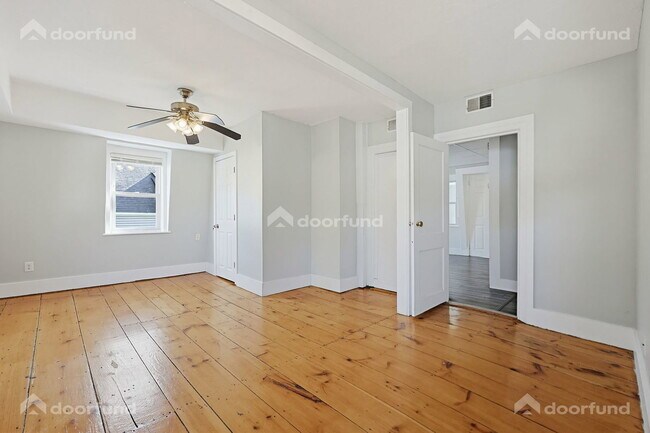 Building Photo - 17 Wachusett St