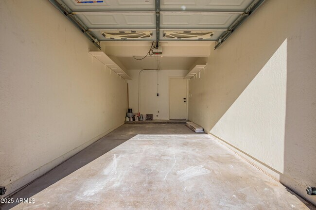 Building Photo - 4901 S Calle Los Cerros Dr