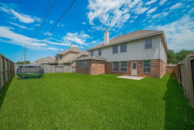 Building Photo - 21627 Cozy Hollow Ln