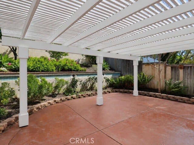 Building Photo - 18976 Singingwood Cir