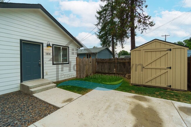 Building Photo - 2 Bedroom 1 Bath House Built in 2022 Avail...