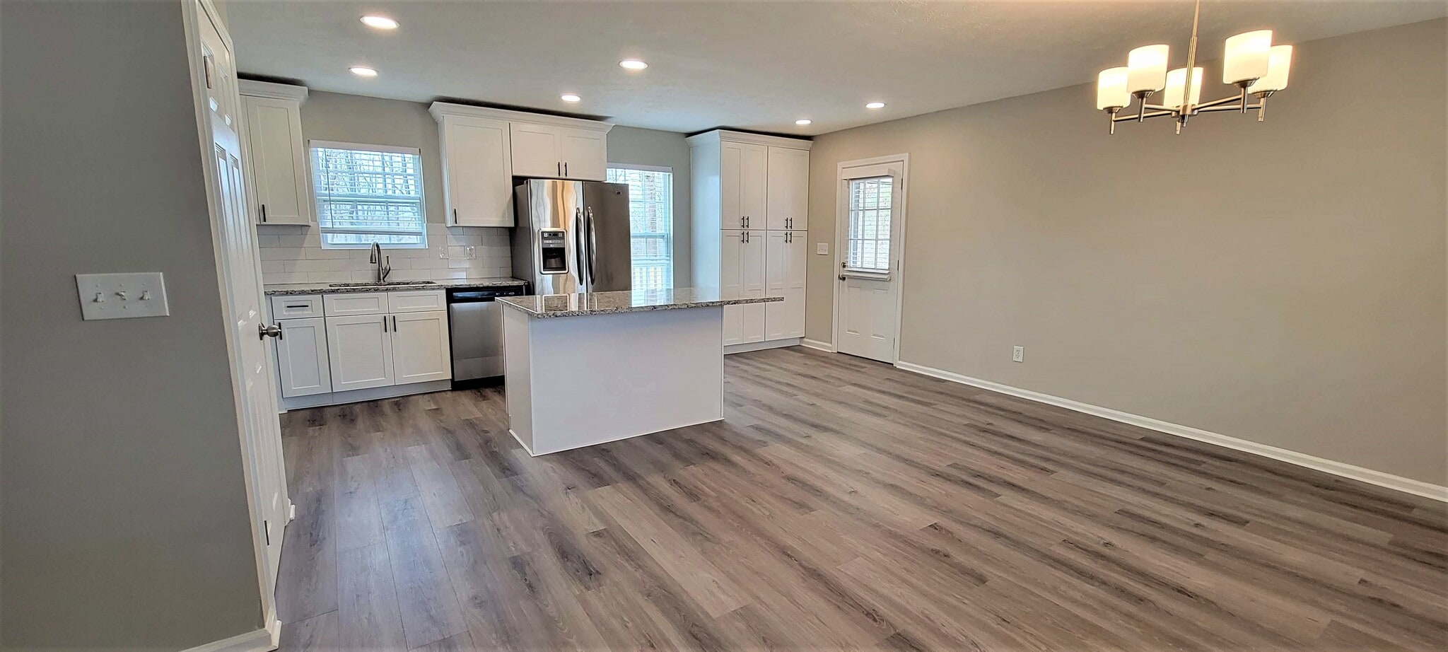 Building Photo - 5530 Little Mill Rd