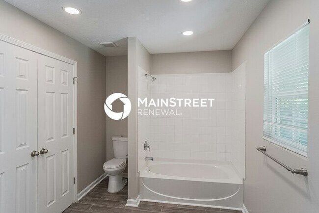 Building Photo - 3 Bedroom Pet-Friendly Home in Fairburn, G...