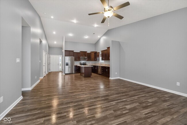 Building Photo - 6607 Laurelwood Dr