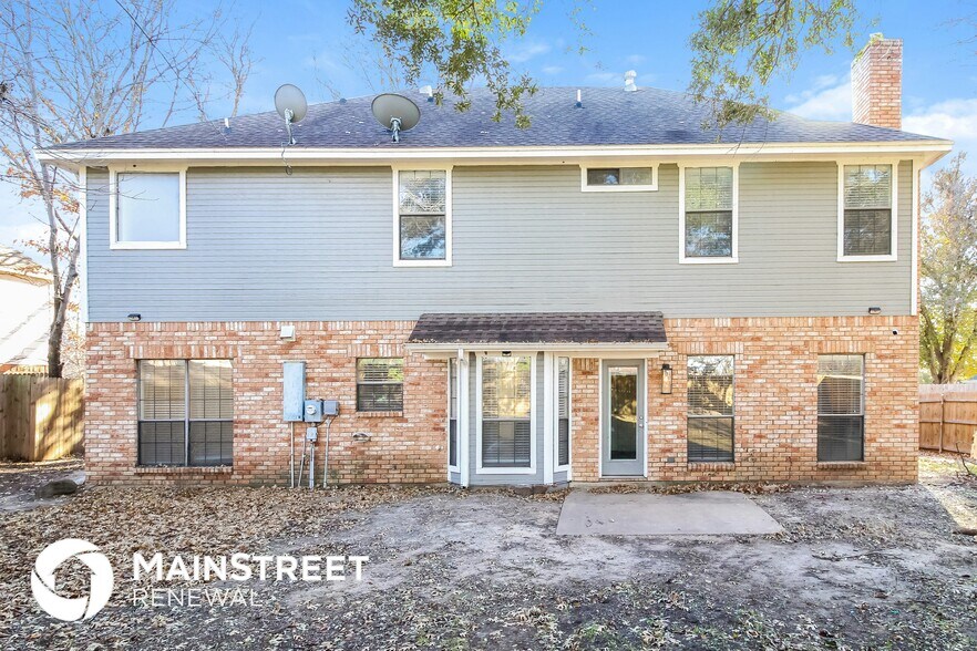 Building Photo - 10 Crooked Creek Ct