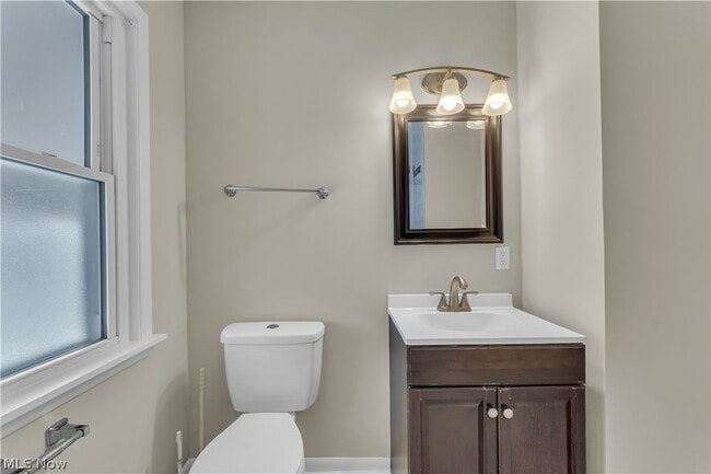 Building Photo - 23760 Puritan Ave