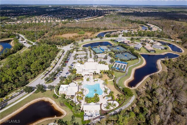 Building Photo - 7611 Winding Cypress Dr