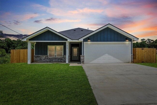 Primary Photo - 3730 Nathan St