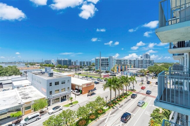 Building Photo - 140 S Dixie Hwy