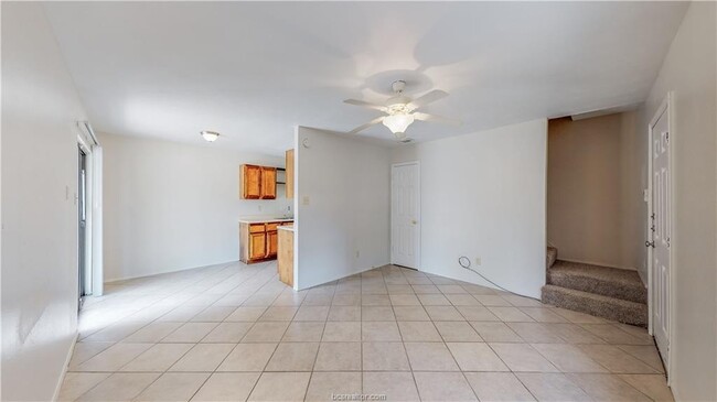 Building Photo - 1004 Verde Dr