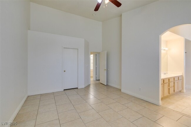 Building Photo - 2510 Roaring Lion Ave