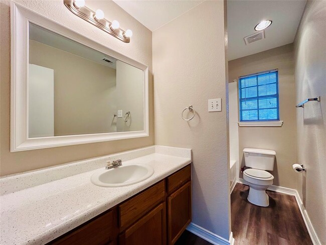 Building Photo - 8511 Apple Carrie Cove