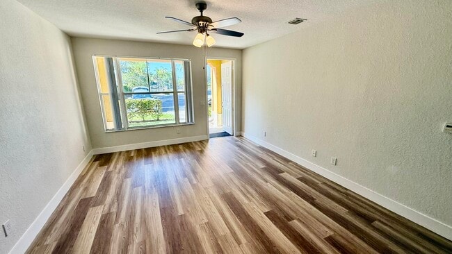 Building Photo - 3545 Forest Hill Blvd