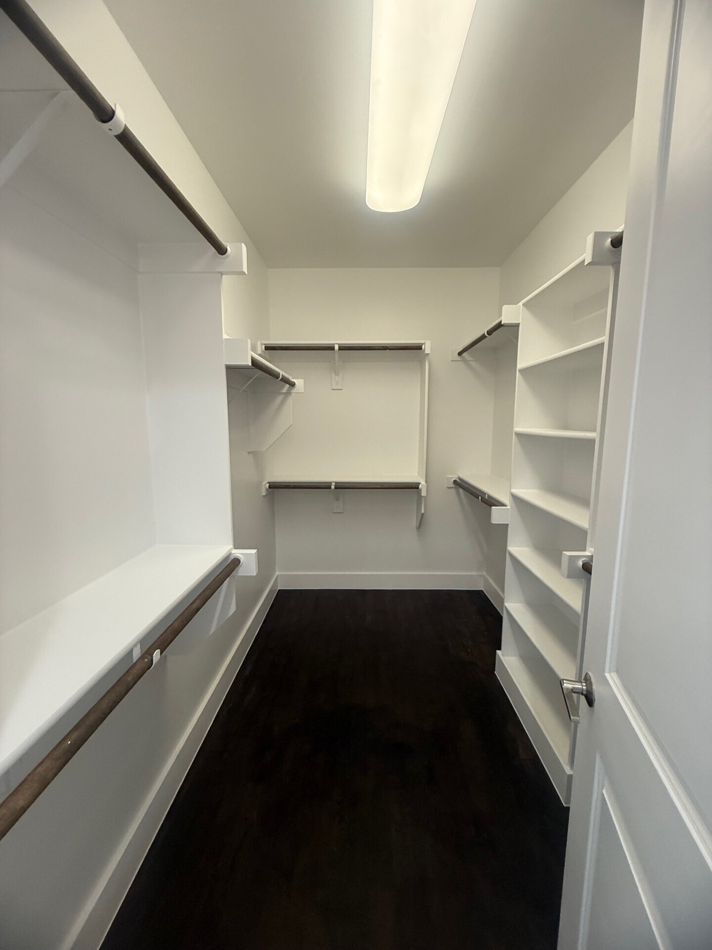 Building Photo - 3008 Zenia Dr