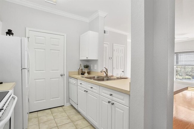 Building Photo - 1216 S Missouri Ave