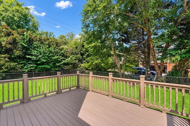 Building Photo - 2173 Foxboro Ln