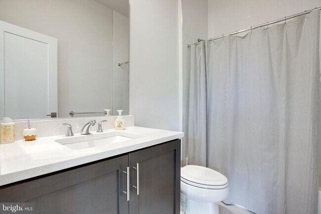 Building Photo - 14371 Beckett Glen Cir