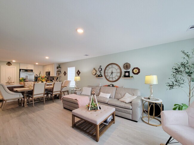 Building Photo - 18670 Scopello Dr