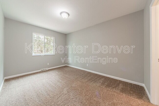 Building Photo - 10300 W 107th Ct