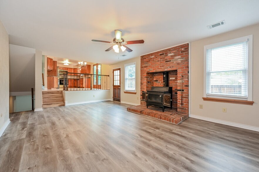 Building Photo - 5384 S Telluride Way