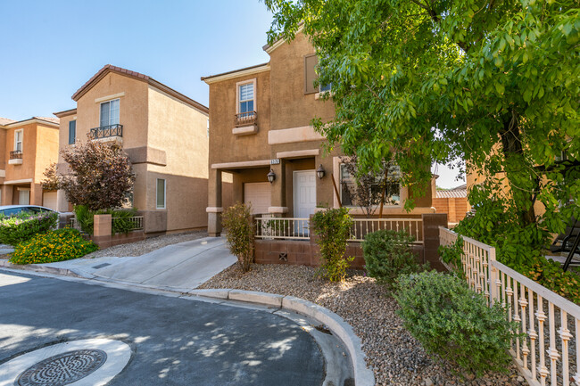 Building Photo - 6376 Pebblecreek Lodge Way