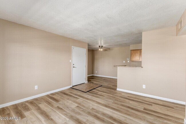 Building Photo - 5995 N 78th St