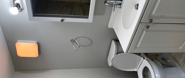 Building Photo - 8141 W 84th Pl