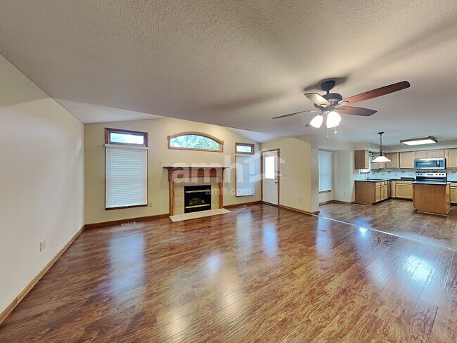 Building Photo - 1810 Penwood Pl