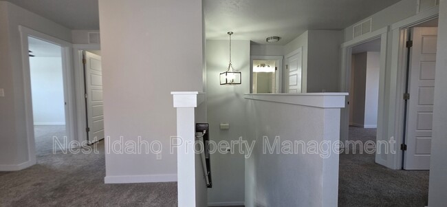 Building Photo - 4005 W Peak Cloud Dr